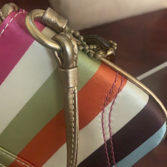 Coach Wristlet - Picture 5 of 8